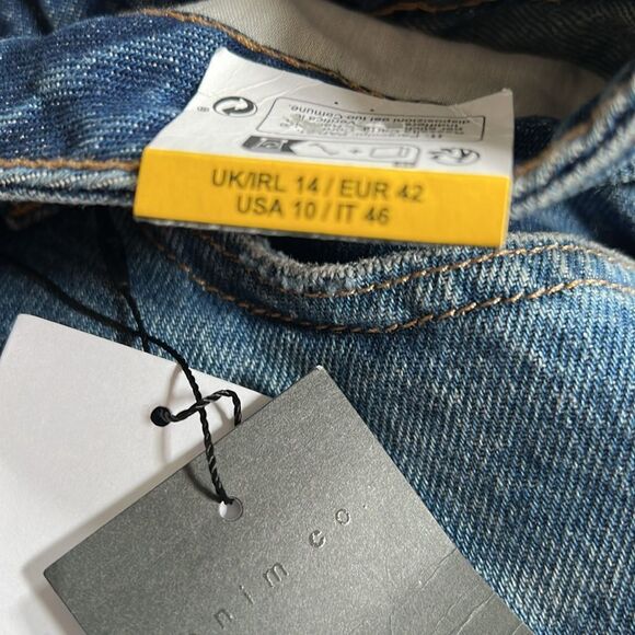 Primark Blue Relaxed Mom Jeans High Rise with Distressed Details - Picture 12 of 16